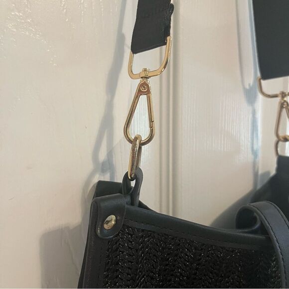 Rattan Woven Black Crossbody Bag with Gold Accents NWOT - Picture 4 of 12